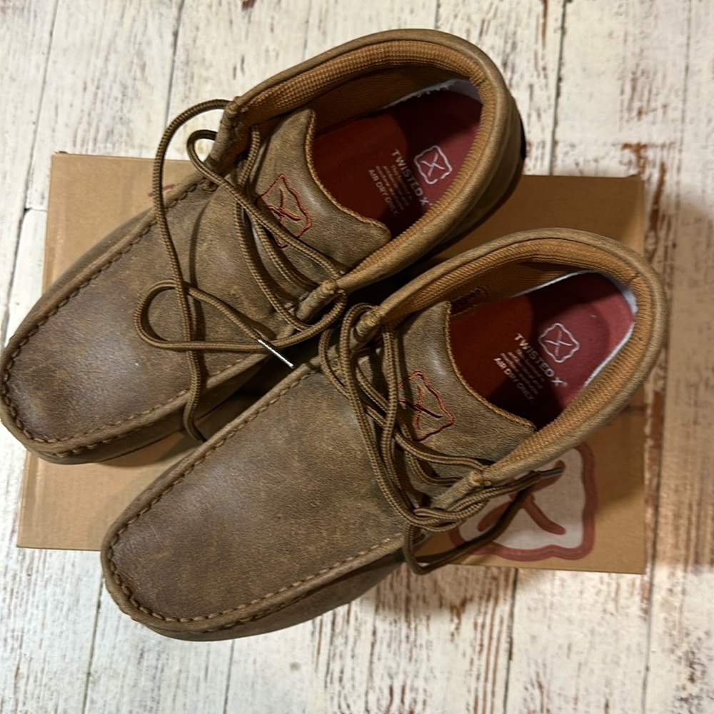 Brown leather boot